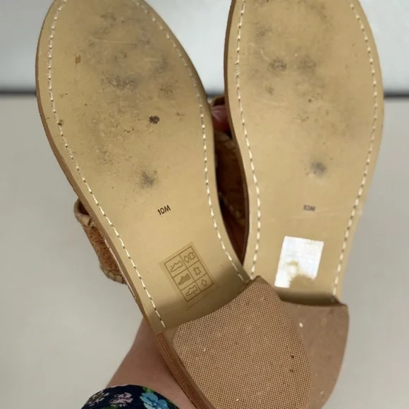 Jack Rogers Gold Tan Leather Sandals *Like New* - Picture 6 of 11